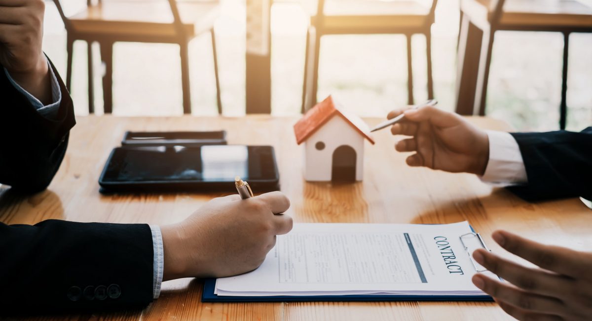 What you need to know about your building contract, before you sign on the dotted line